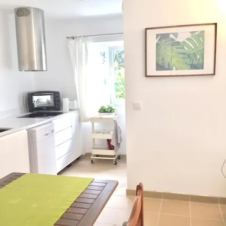With 2 Bedrooms In Sao Martinho Do Porto, With Furnished Terrace An... *